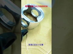 高品質のディーゼルエンジンのパーツのピストン